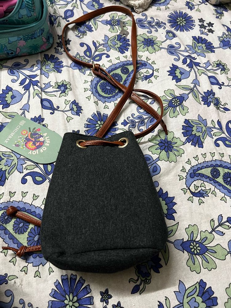 Chumbak Grey Felt Drawstring Bag