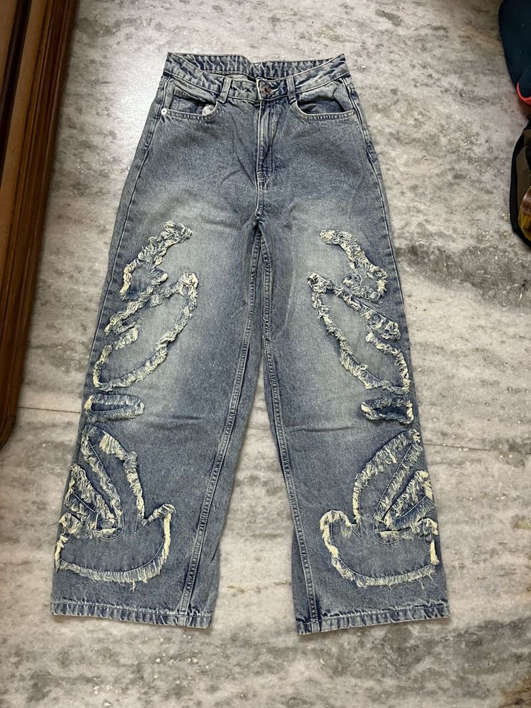 Distressed Wide Leg Jeans