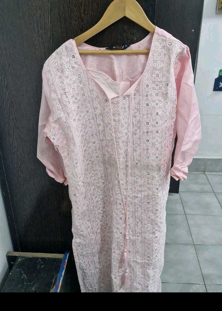 Elegant Pink Chikankari Kurta