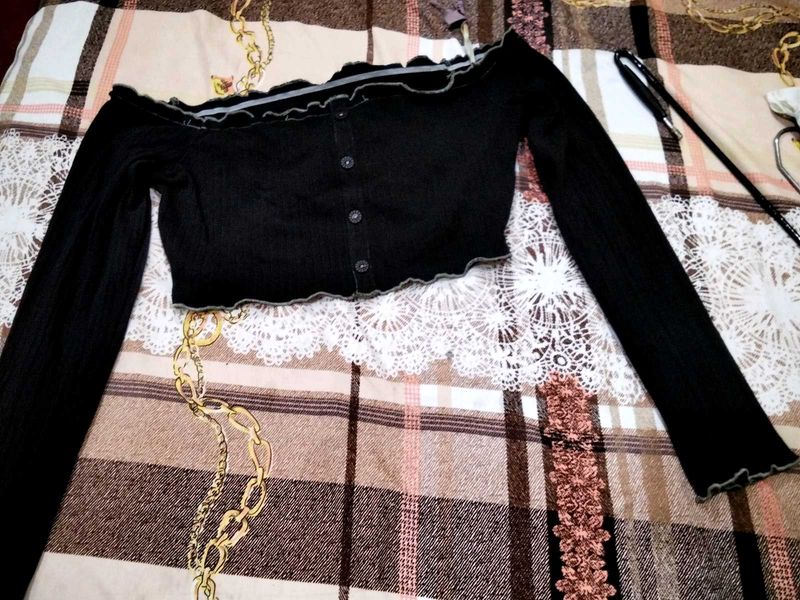 Black Off-Shoulder Cropped Top