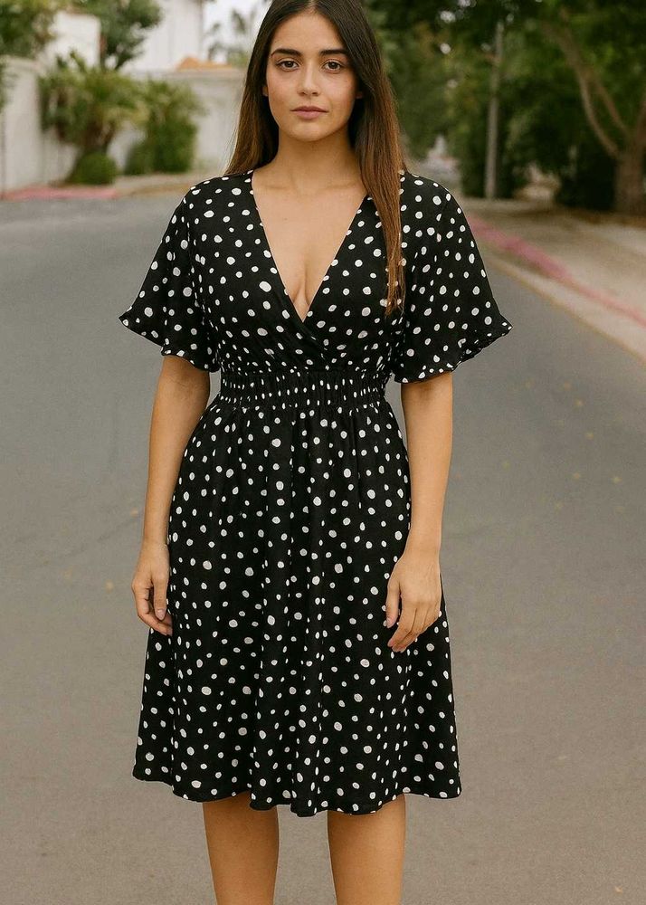 Chic Polka Dot Midi Dress