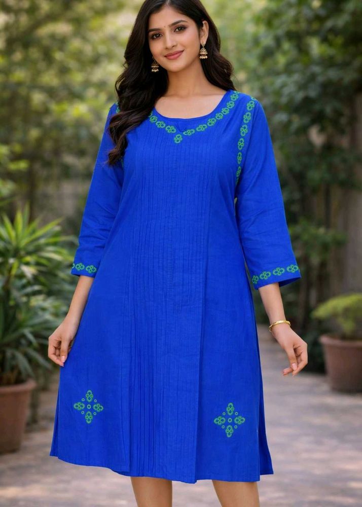 💙Blue Shuttle Flower Embroidered Kurta