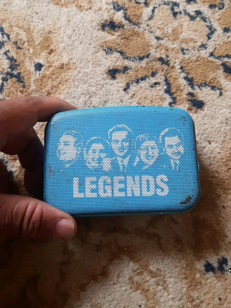 Saregama Caravan Mini With Old Hindi 5000 Preloade