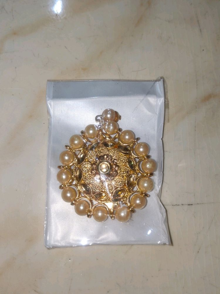 Saari Safety Pin