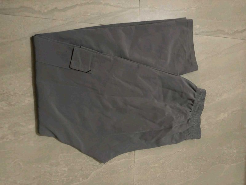 Comfortable Grey Cargo Pants