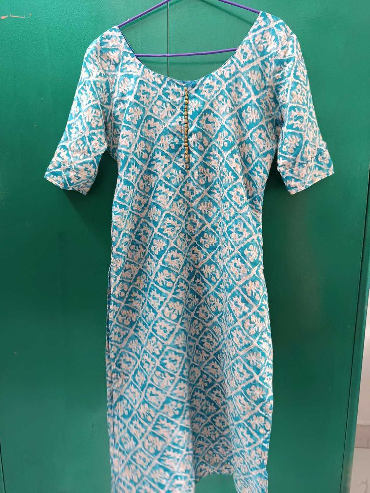 Beautiful Teal &amp; White Printed Kurta