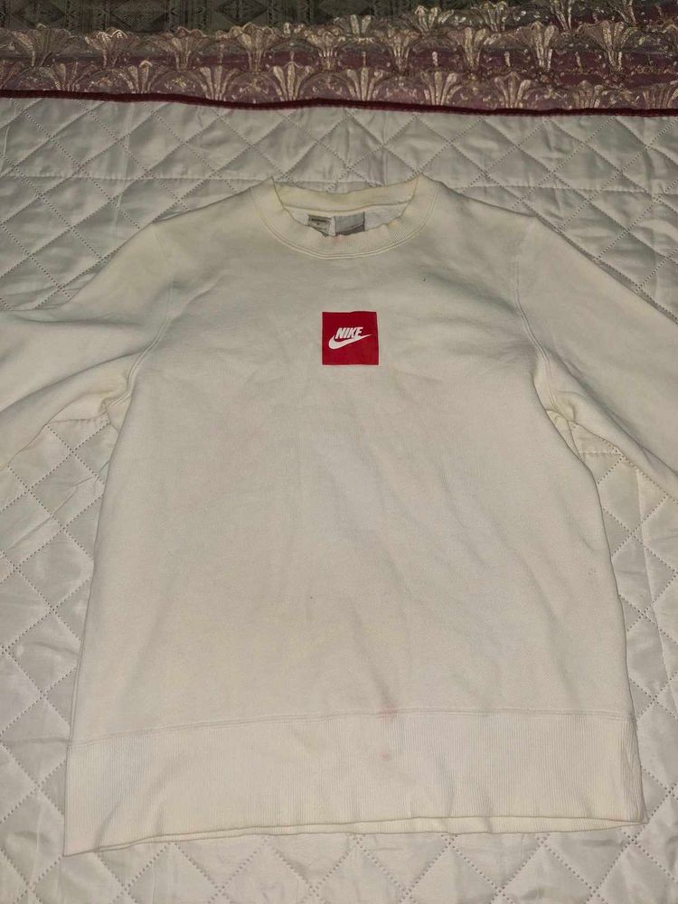 Nike Cream Sweatshirt