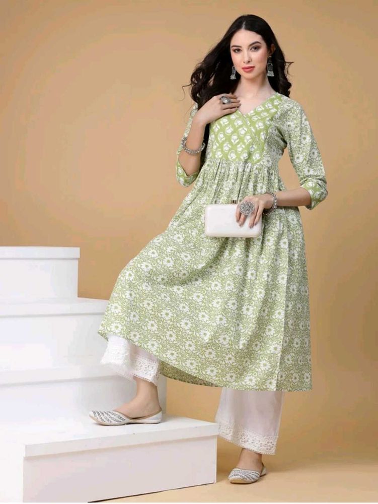 women printed pure cotton flared kurta💚