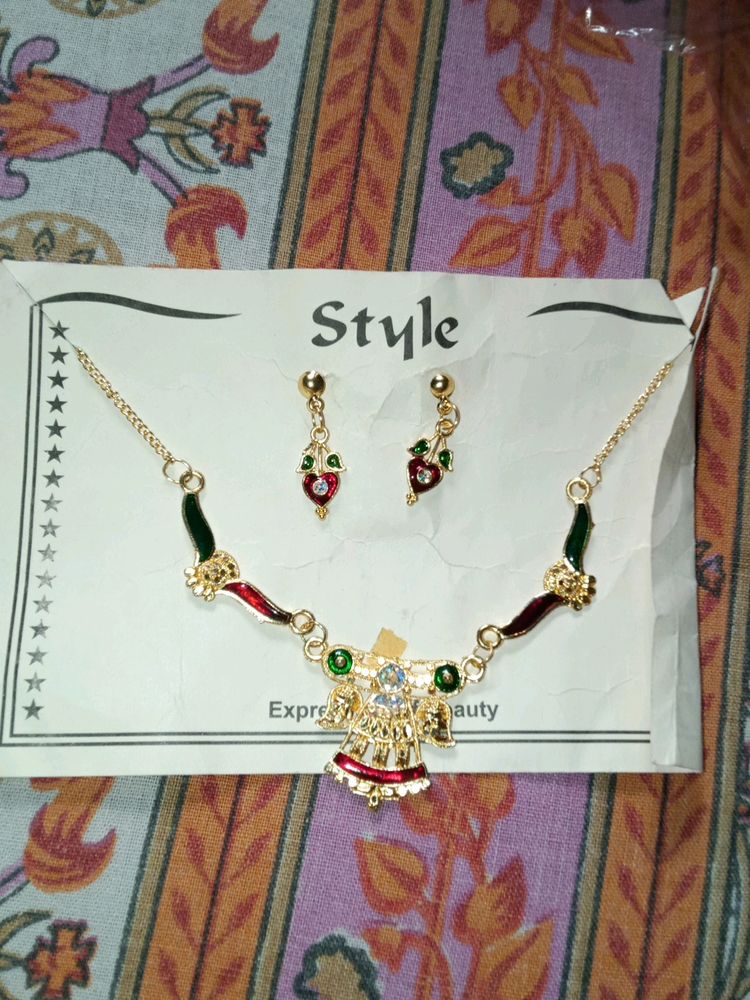 Beautiful Necklace With Earrings For Kids