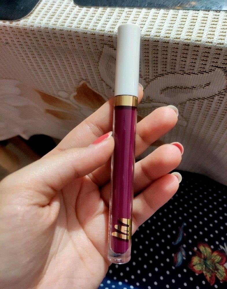 MyGlamm LIT Liquid Matte Lipstick