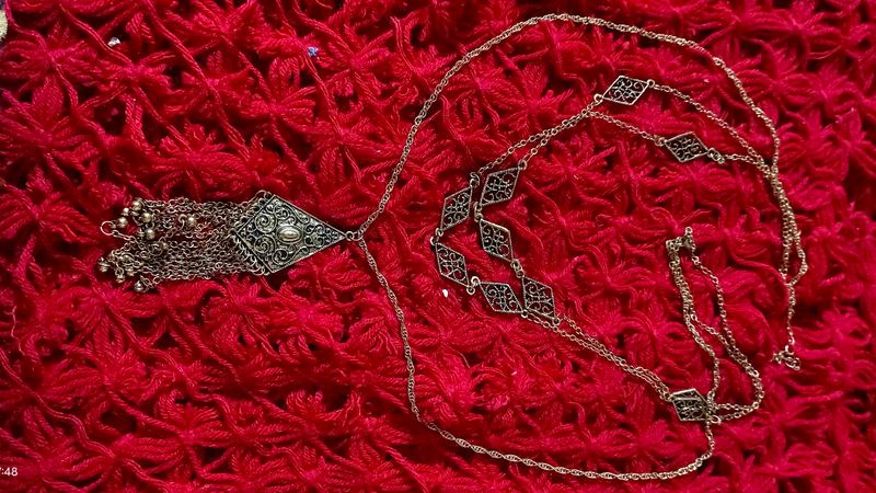 Vintage-Style Layered Body Chain
