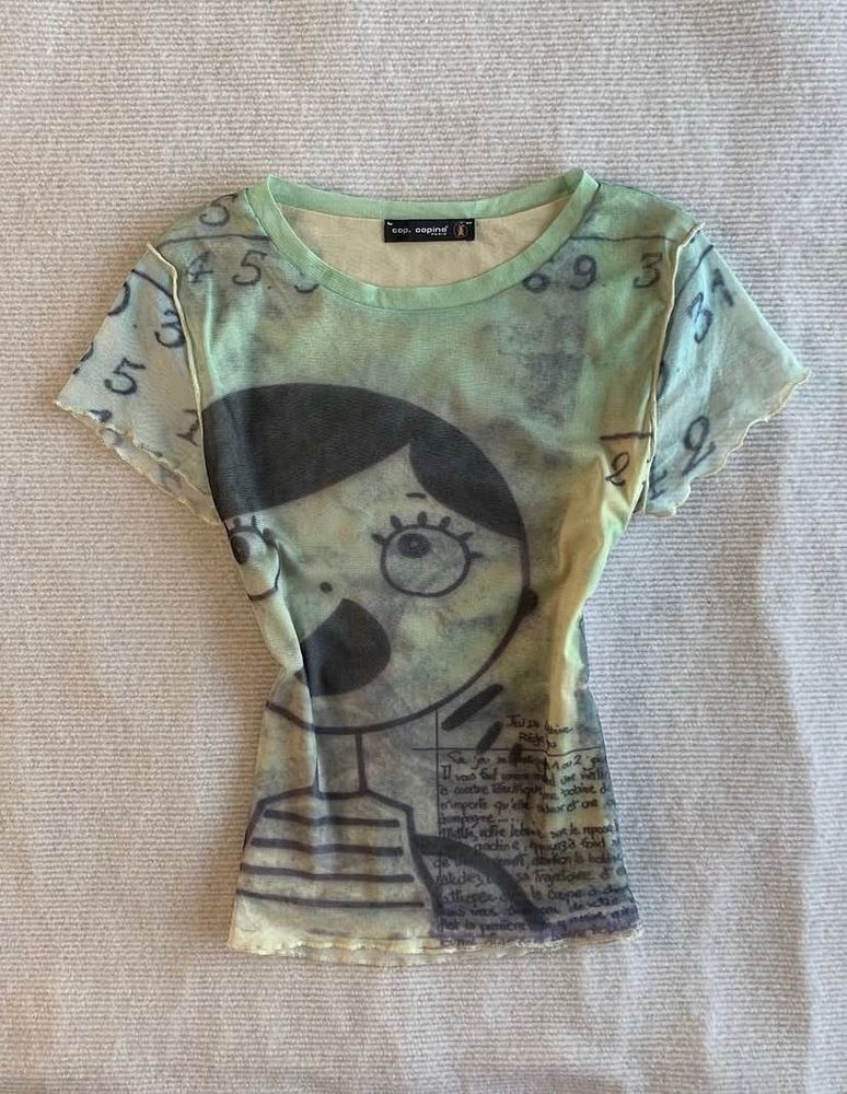 Unique Graphic Print Mesh T-Shirt