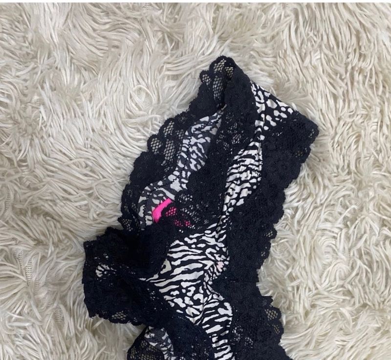 Lace Trimmed Animal Print Panties
