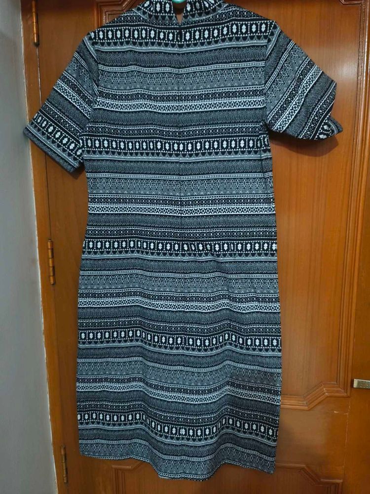 Stylish Printed Short Sleeve Dress