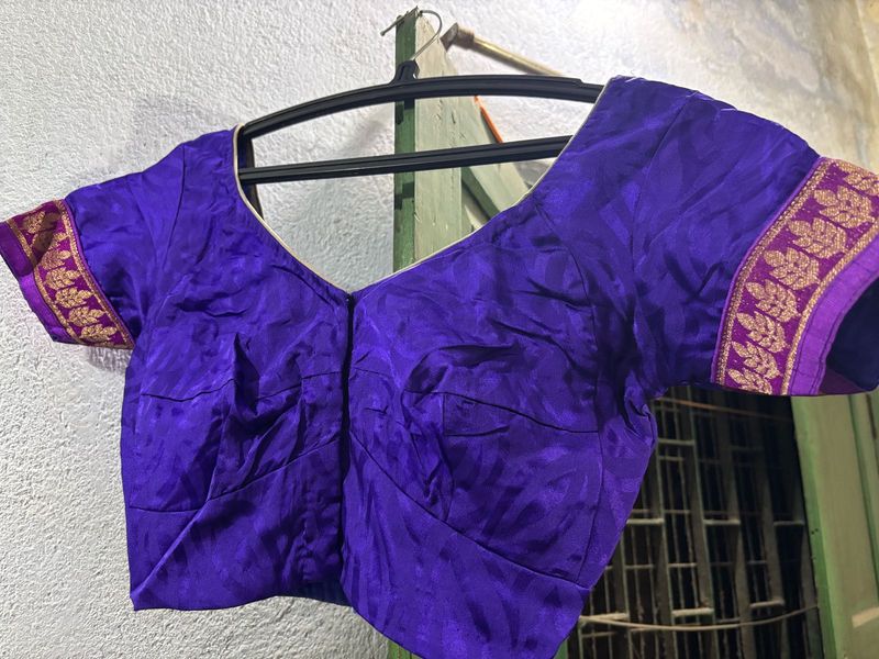 Back Designed Non-padded Blouse
