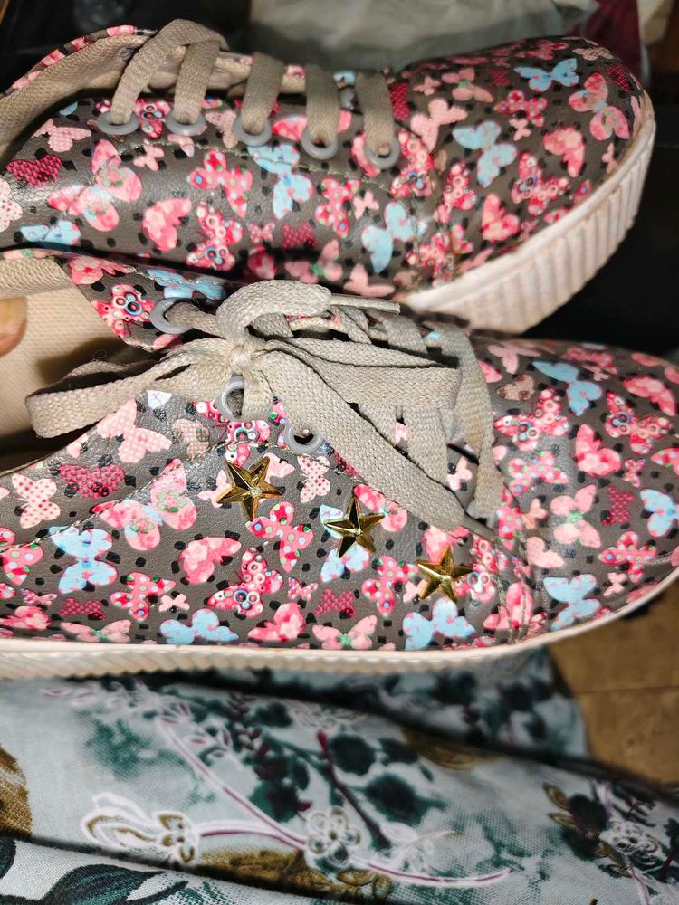 Cute Butterfly Print Sneakers