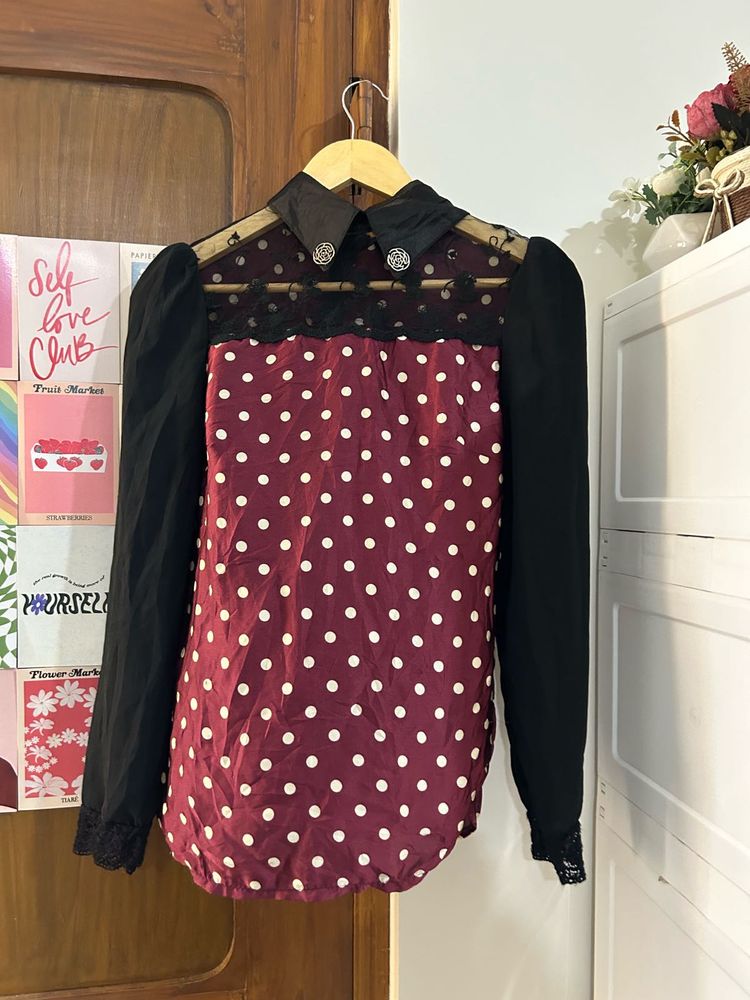 Chic Polka Dot &amp; Lace Top