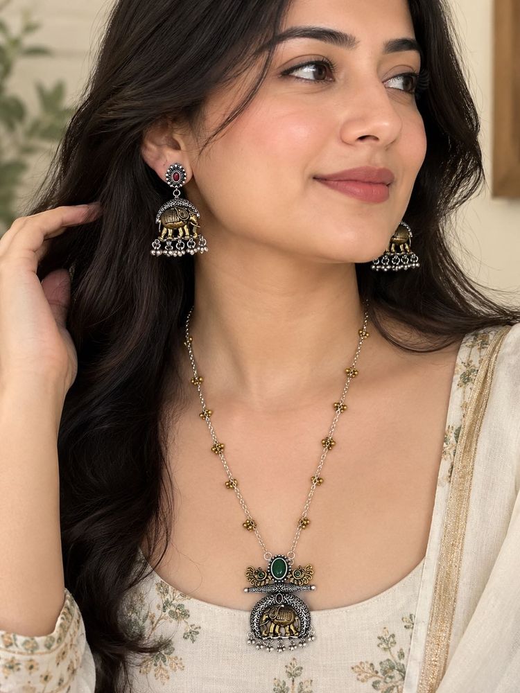 Exquisite Elephant Motif Jewellery Set
