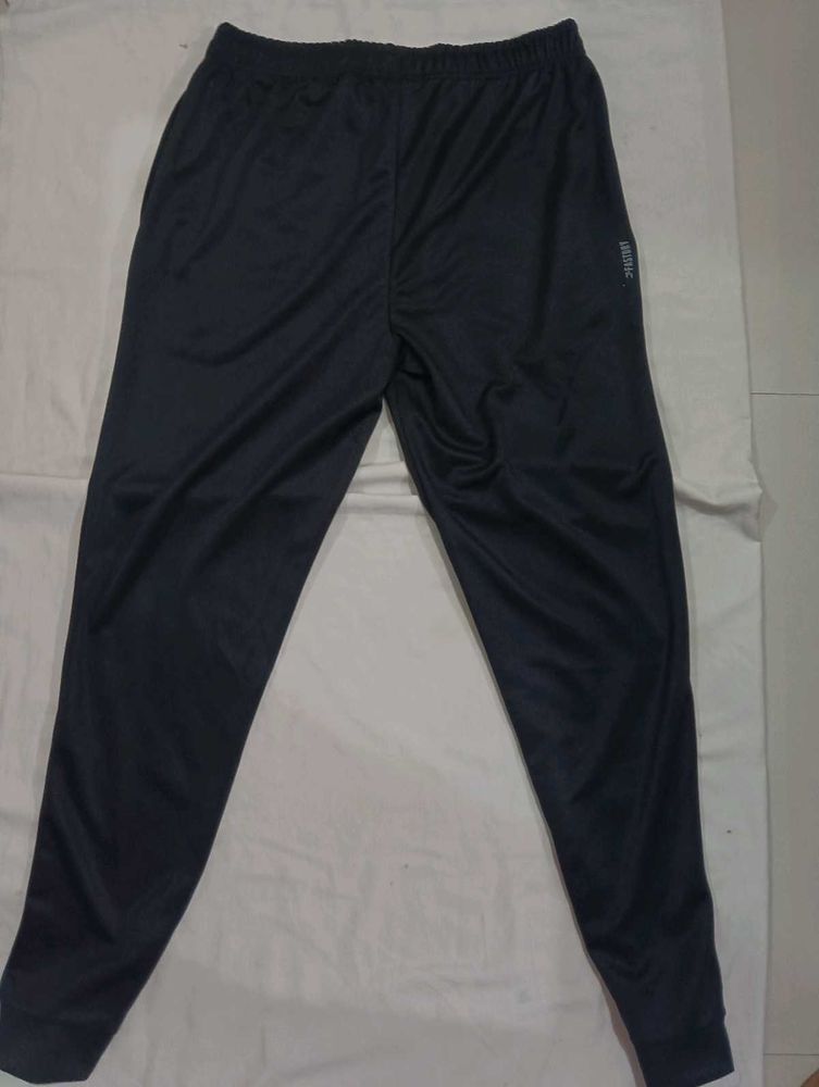 NWT  Performax Track Pants (M)