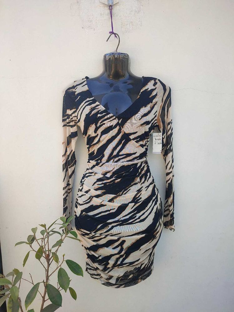 🎀Price Drop🎀BP Beige Burnout Tiger Stripe Dress