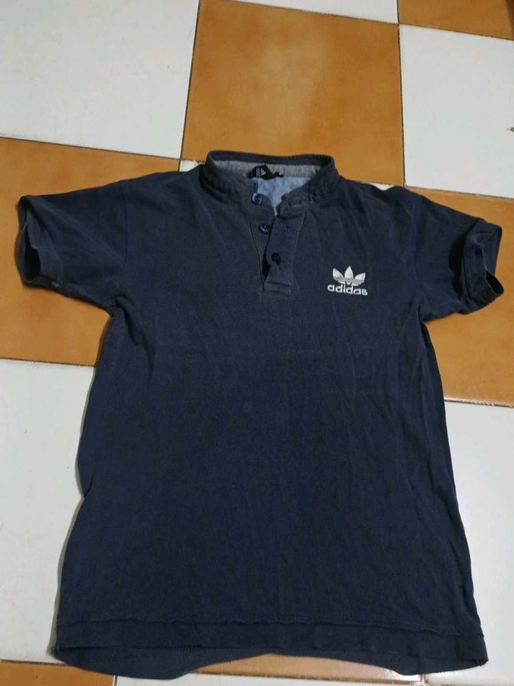 Adidas Men's Navy Blue T-Shirt