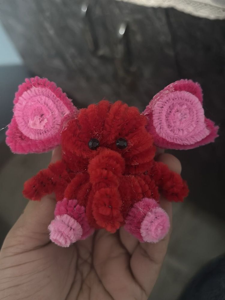 pipe cleaner handmade key chain