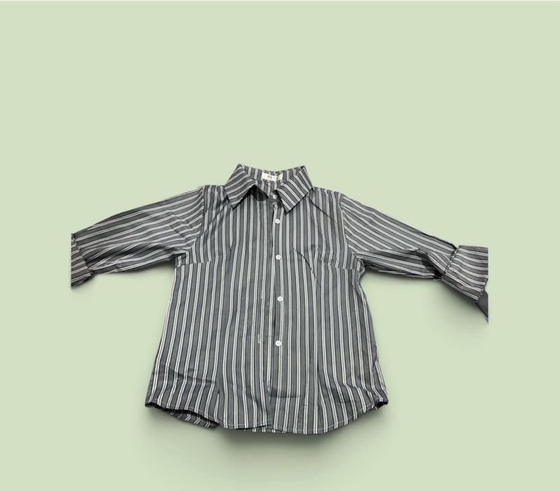 Strip casual blouse