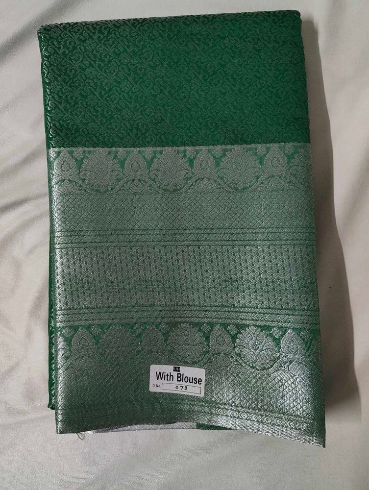Elegant Green Silk Saree with Blouse