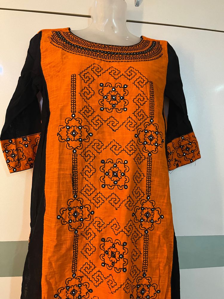 🔥SALE🔥Stunning Cotton Double Layer Kurti
