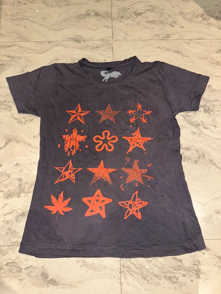 Unique Graphic Print T-Shirt