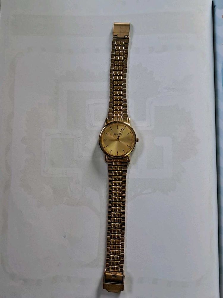 Elegant Gold Watch