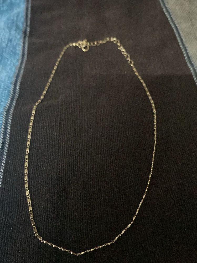 Elegant Gold Chain Necklace