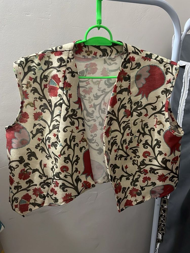 Boho Floral Print Vest