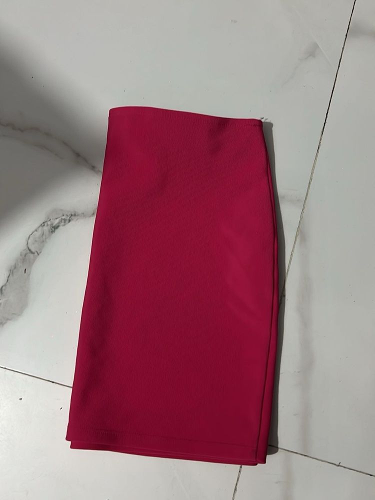 Women's Pink Straight skirt