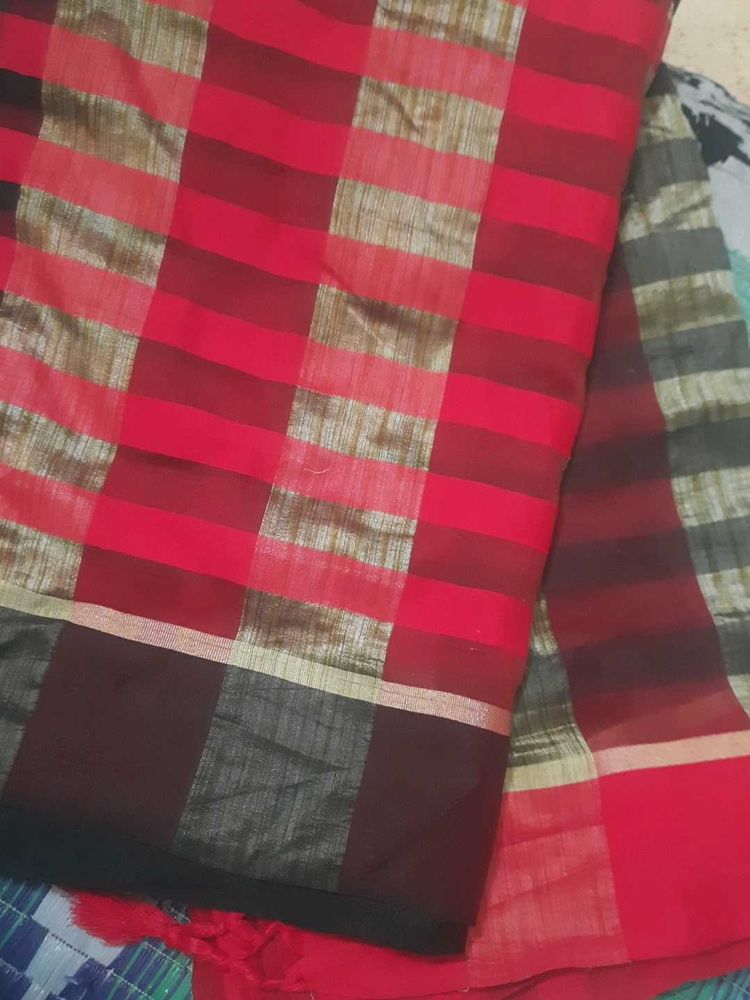 Checked Red Saree