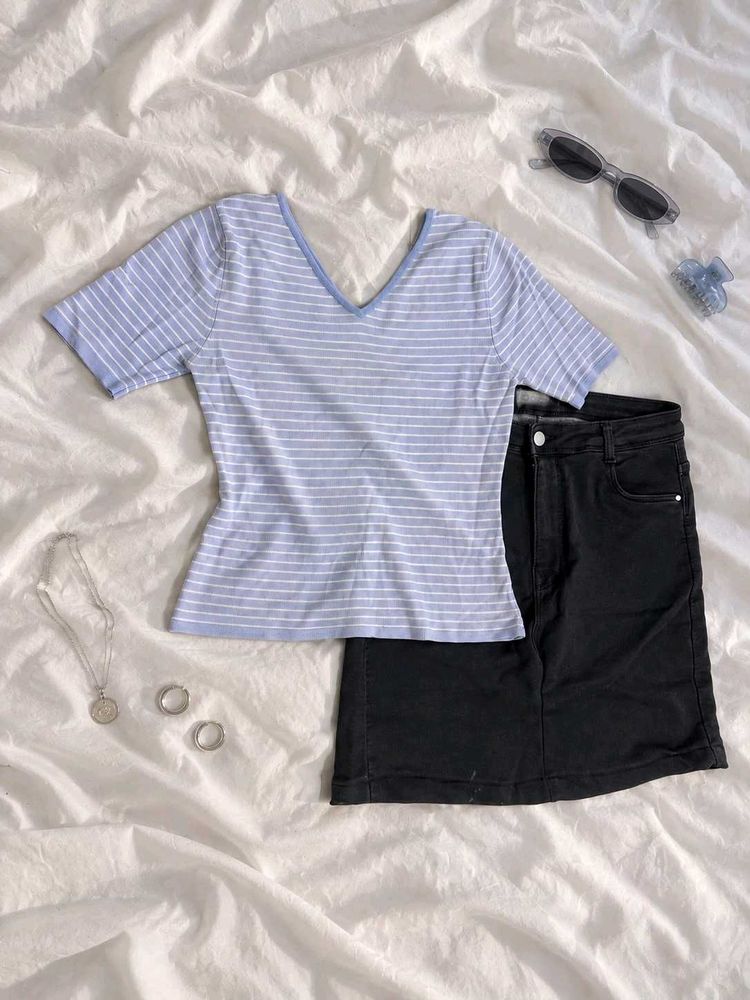 Cute Striped V-Neck Top
