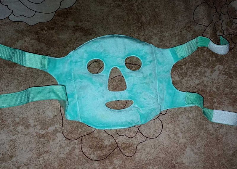 COMBO 😁 FACE LIFTING &amp; COOLING MASKS