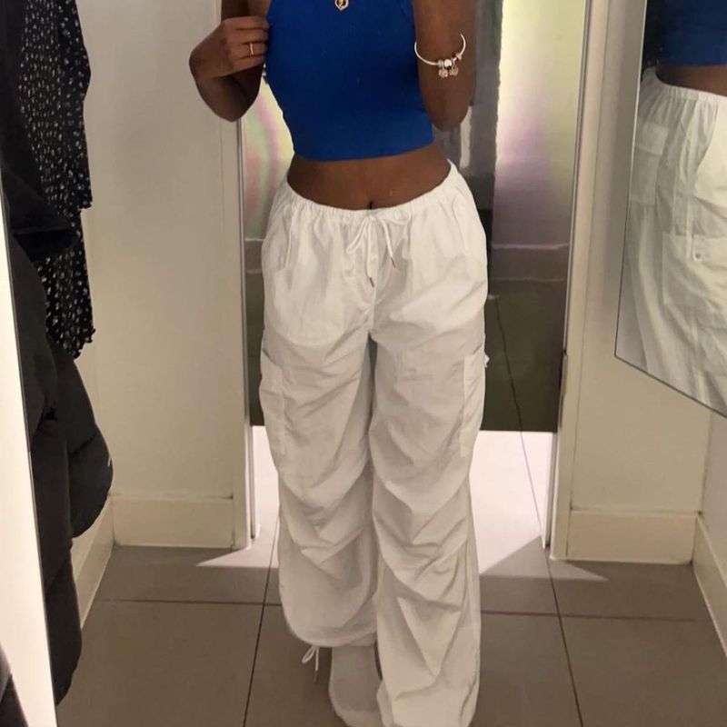 H&amp;M ballon parachute cargo
