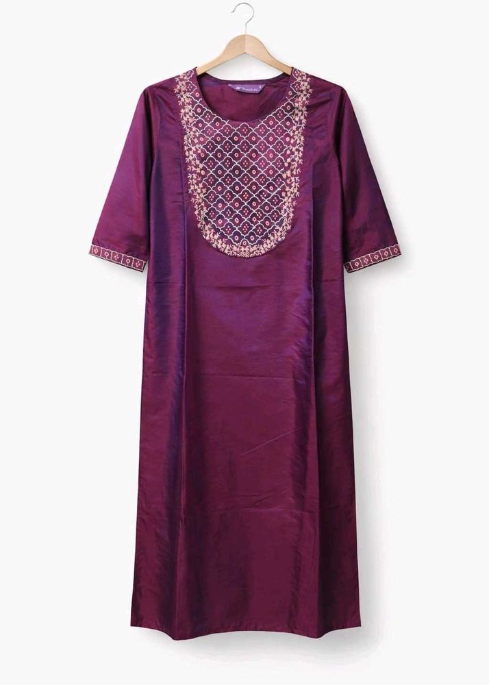 🌸 Dark Purple Embroidered Kurti 🌸