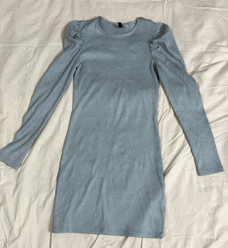 Grey Puff Sleeve Dress