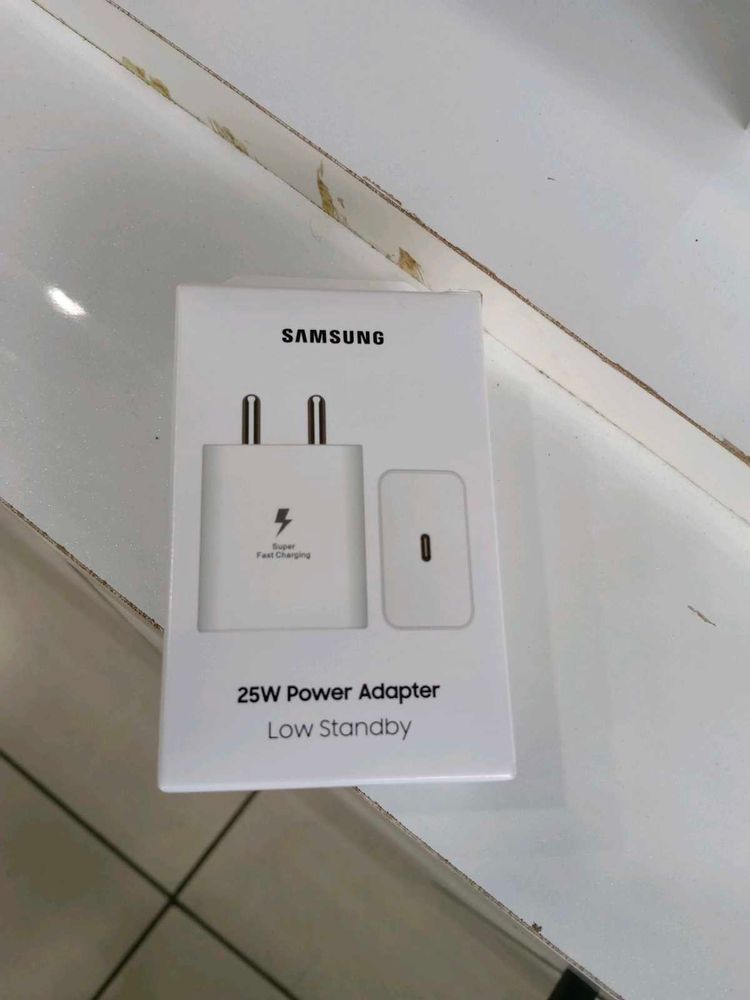Samsung 25W Power Adapter