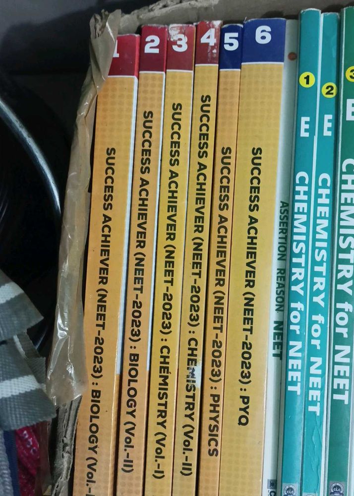 NEET Prep Books - Success Achiever Series