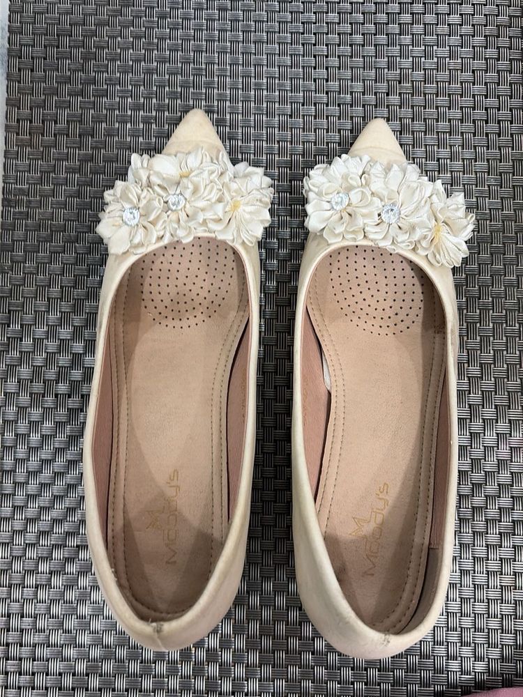 Elegant Floral Embellished Ballet Heels