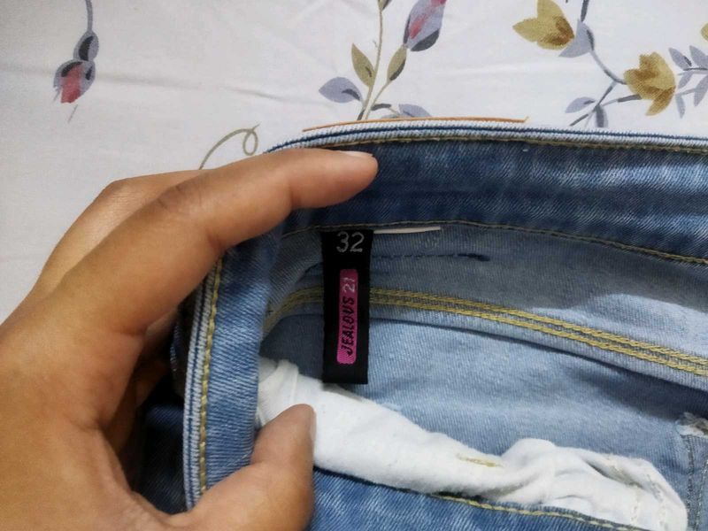 Selling Jealous21 jeans In ₹300