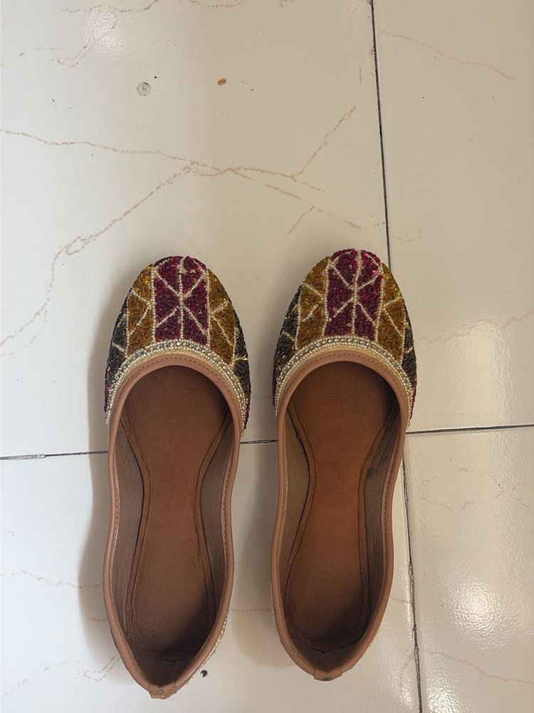 Embellished Juttis