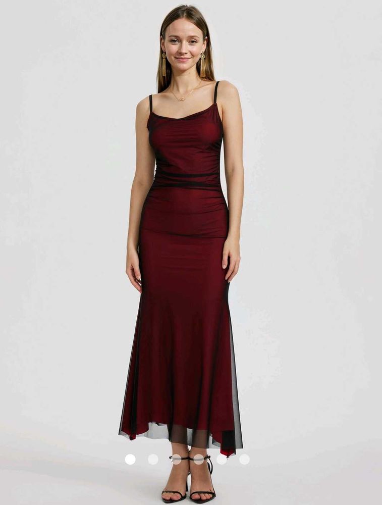 SAVANA Red Gathered Bodycon Dress
