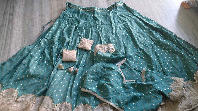 Lehenga Choli Set