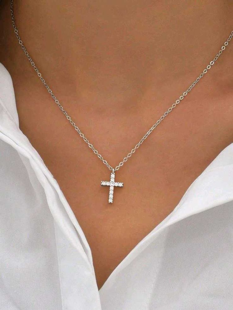 Sparkling Cross Pendant 🤍