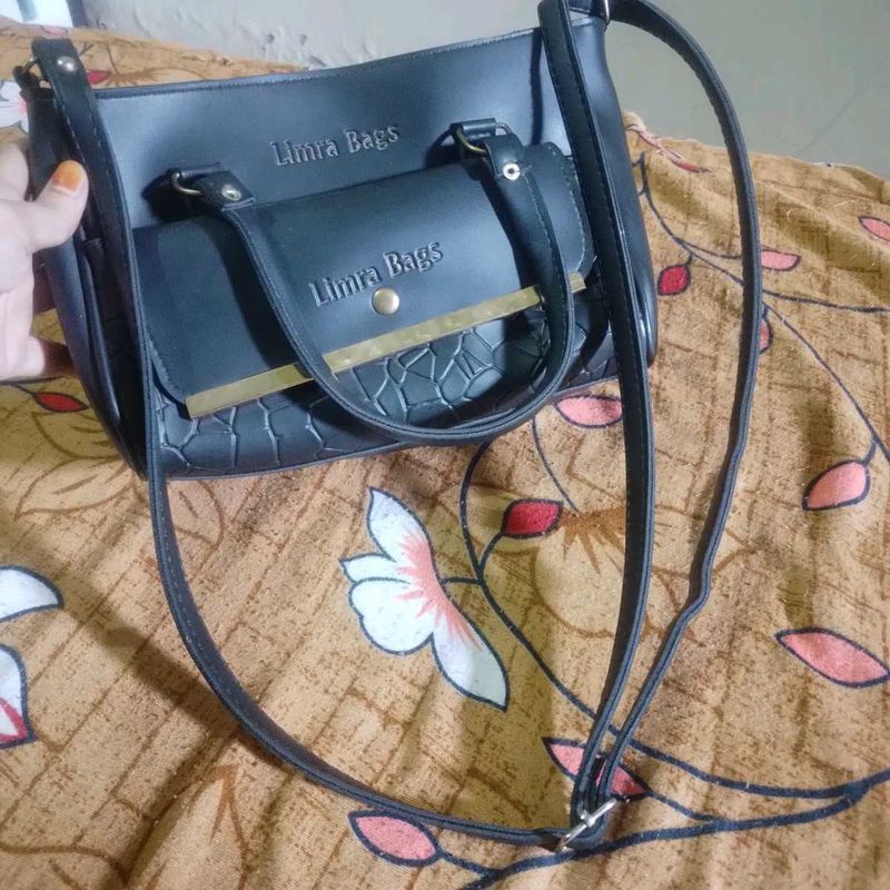 Stylish Black Handbag