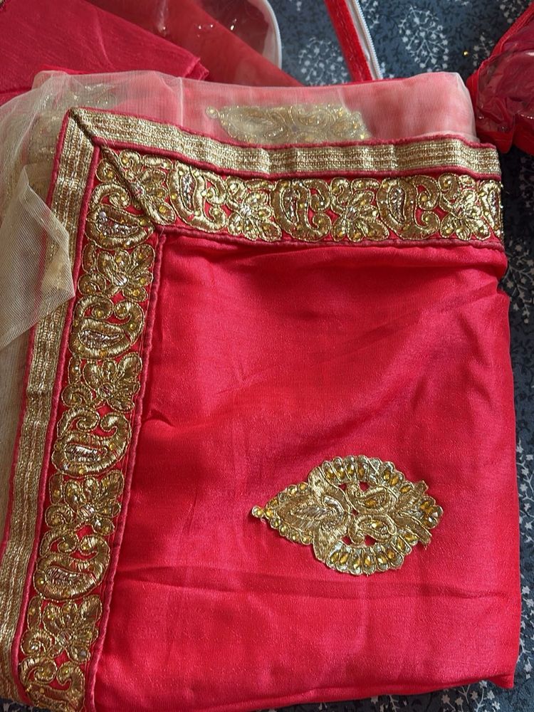 Elegant Pink &amp; Gold Embroidered Saree